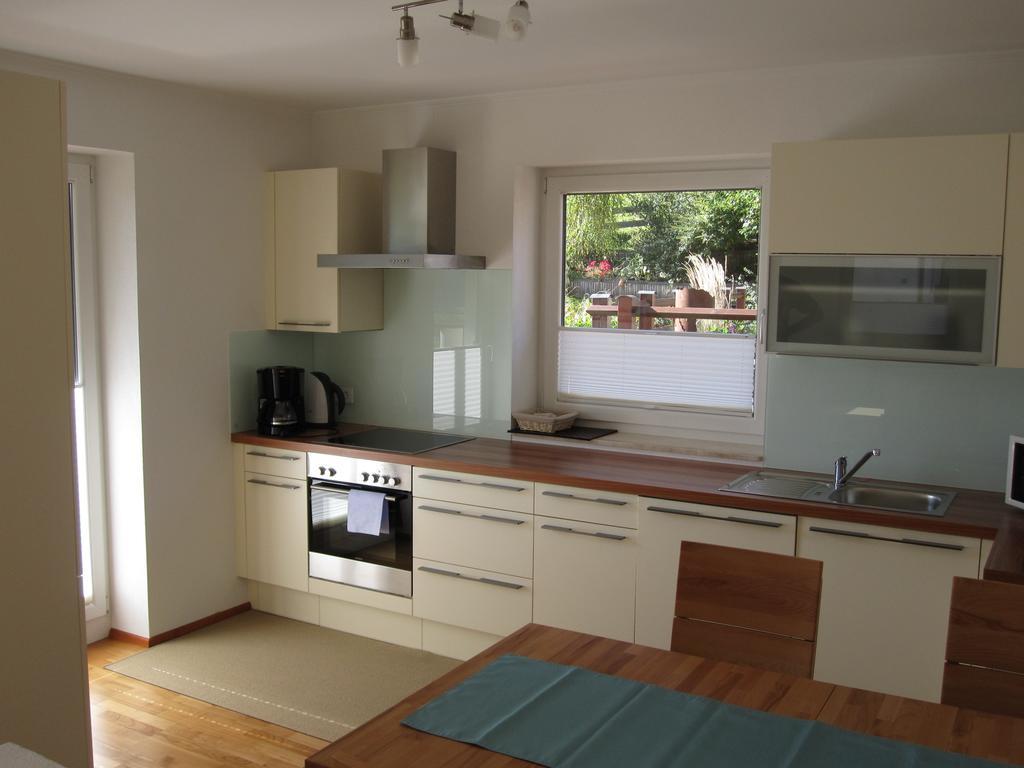 Ferienwohnung Bergpanorama フルプメス 部屋 写真